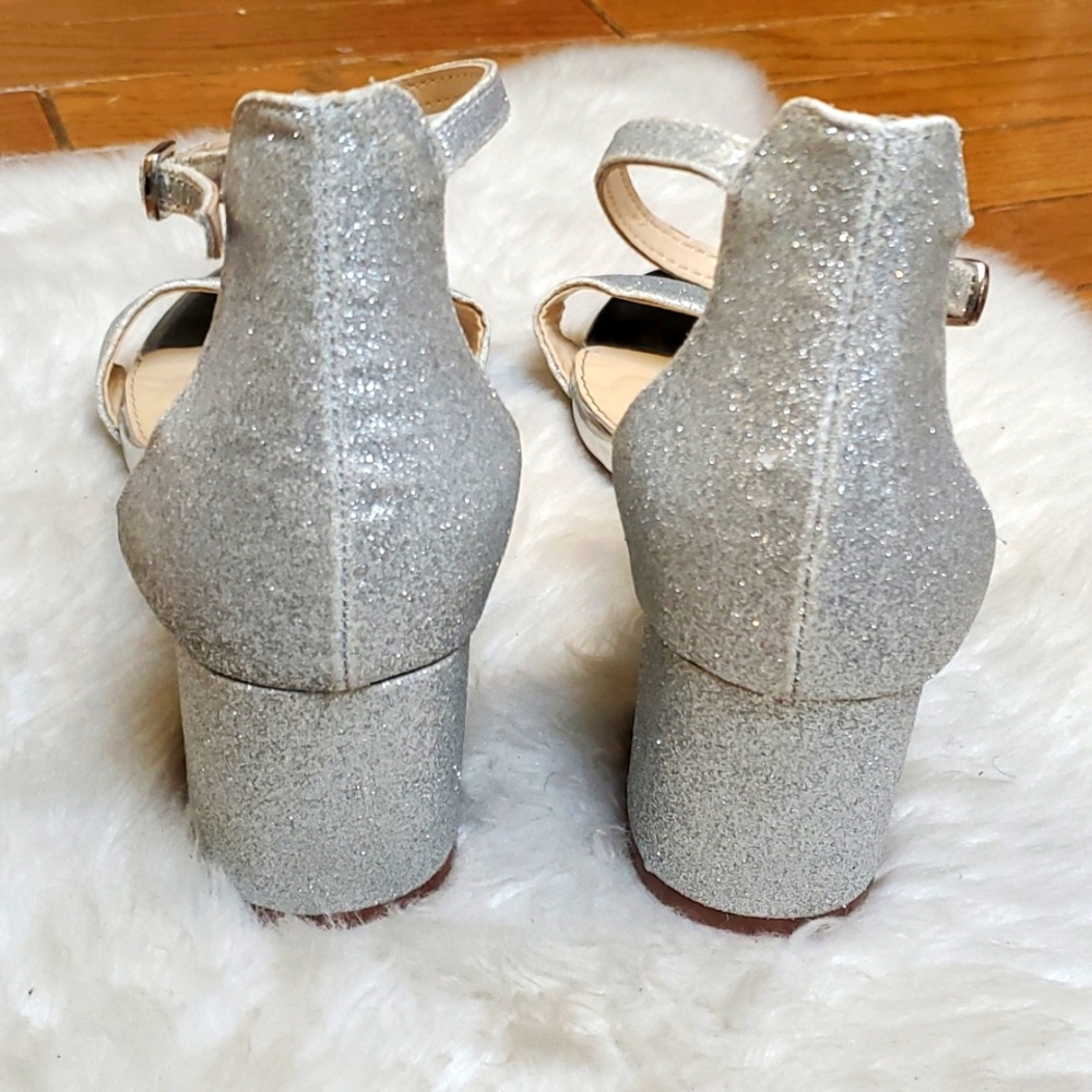 Betsy Johnson Miri Silver Glitter Shimmer Block Heel Evening Sandal Size… - Picture 3 of 7